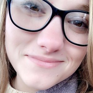 Meet your Posher, Lacey